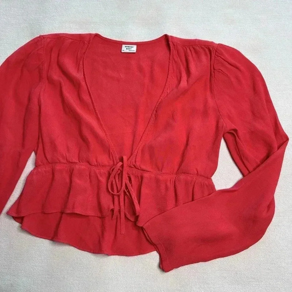 Sunday Best tie up cropped blouse - Picture 1 of 3